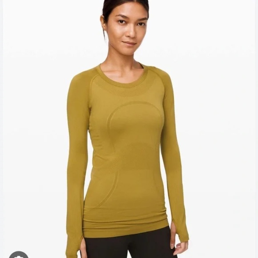 Lulu Lemon Swiftly Tech Long Sleeve Top